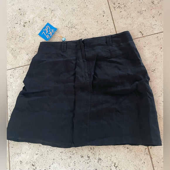 VRG Girl Black Linen Mini Skirt - Picture 1 of 6